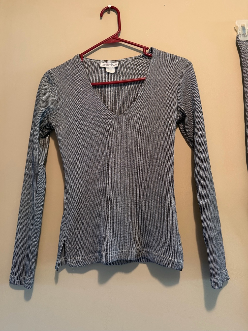 Christina Gray Ribbed V-Neck Long Sleeve Top